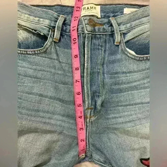 Frame Denim Le Original Rose Floral Patch
Distressed Hi Rise Pants Size 26 - Picture 8 of 8